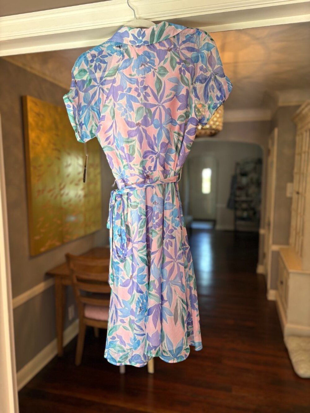 NWT (Other) Tahari Shadow-Striped Floral Print Belted Mini/Midi Dress. Size 4 - Picture 10 of 16